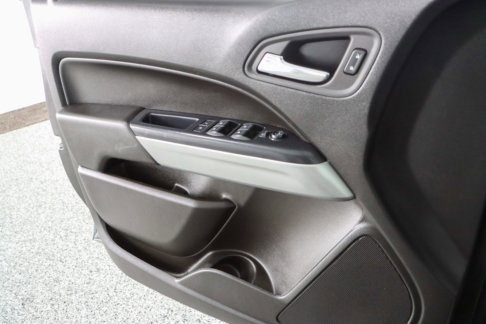 Used 2022 Chevrolet Colorado LT w/ Luxury Package image 22