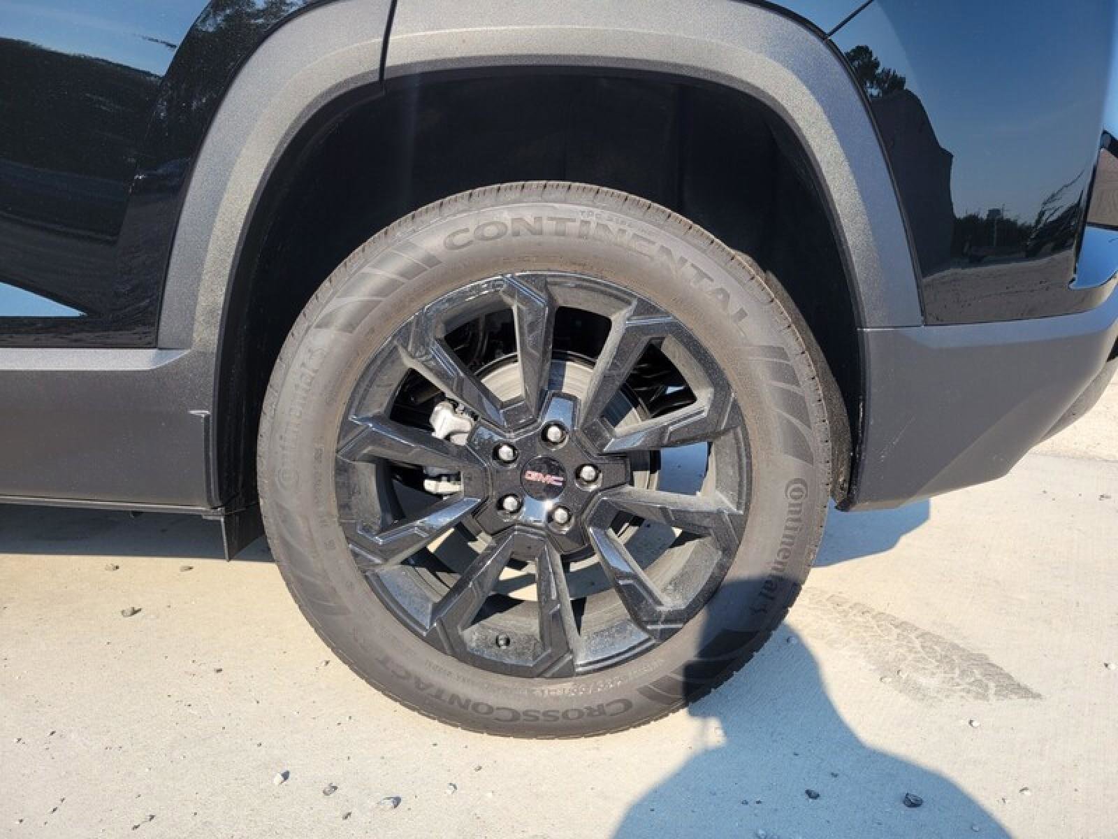 New 2026 GMC Terrain Elevation w/ Black Edition image 7