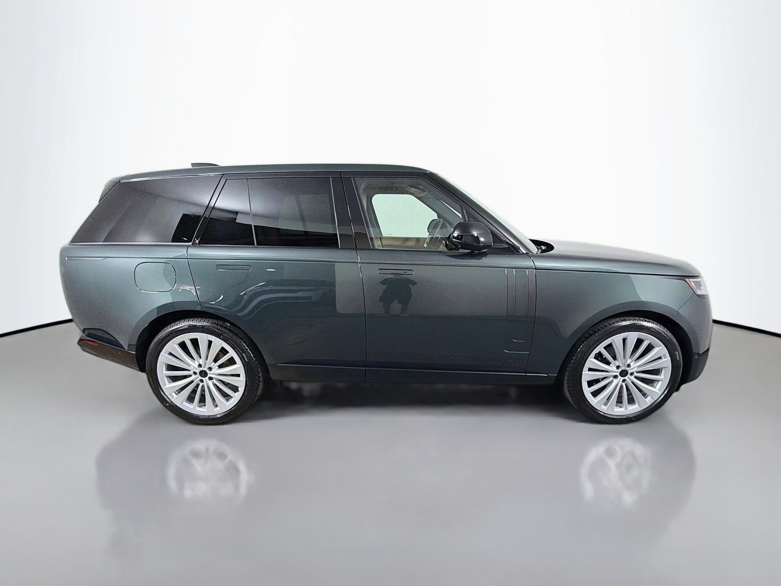 New 2026 Land Rover Range Rover SE AWD/4WD image 6