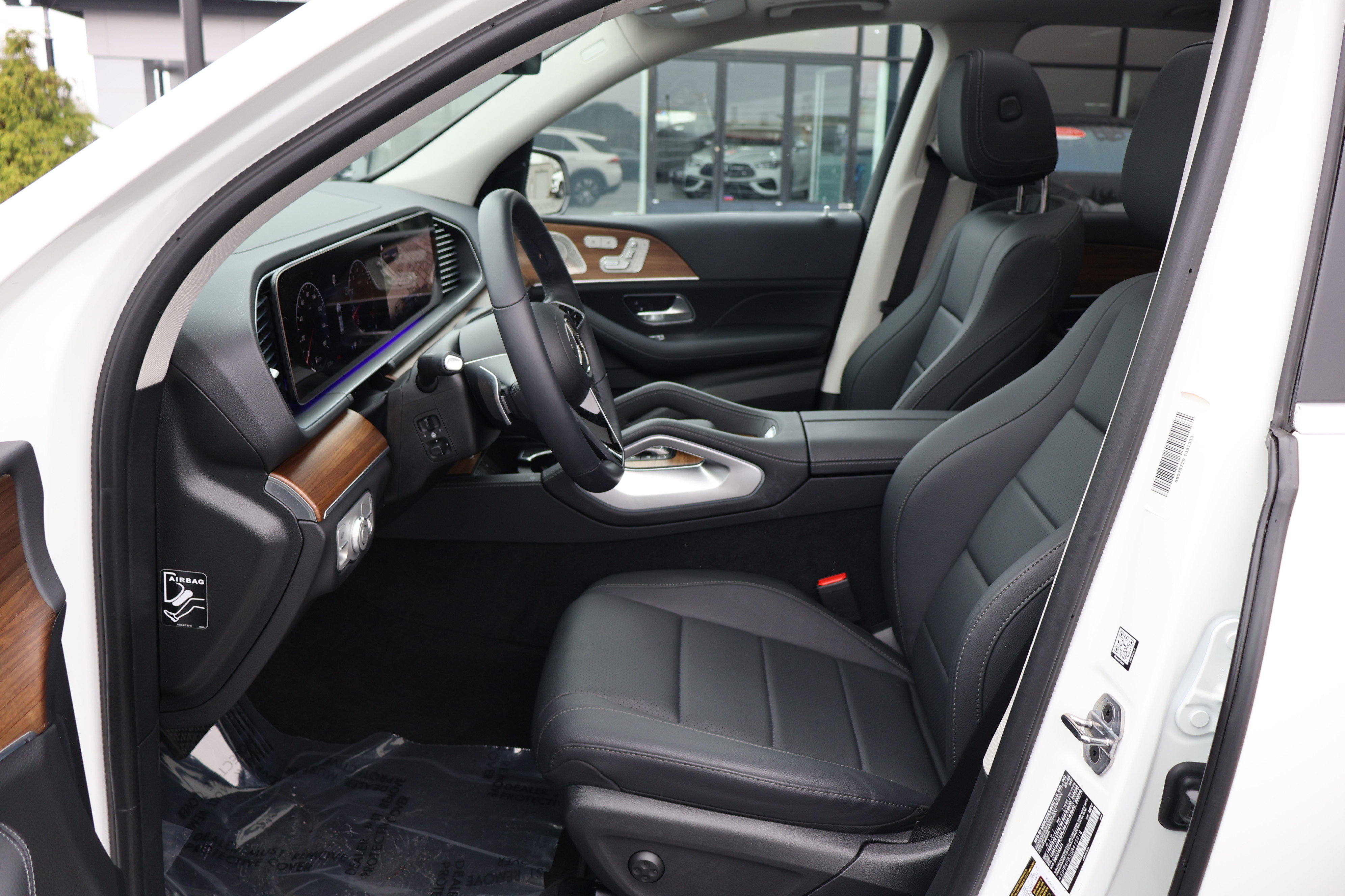 Used 2025 Mercedes-Benz GLE 350 4MATIC image 10