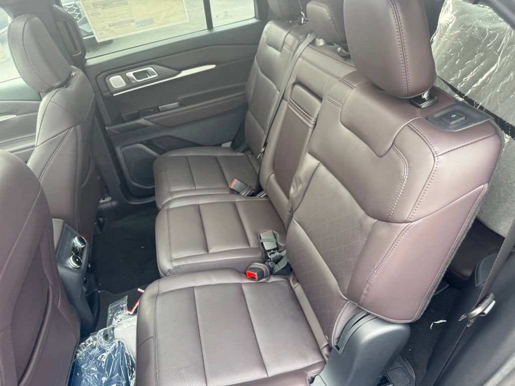 New 2026 Ford Explorer Platinum AWD/4WD image 33