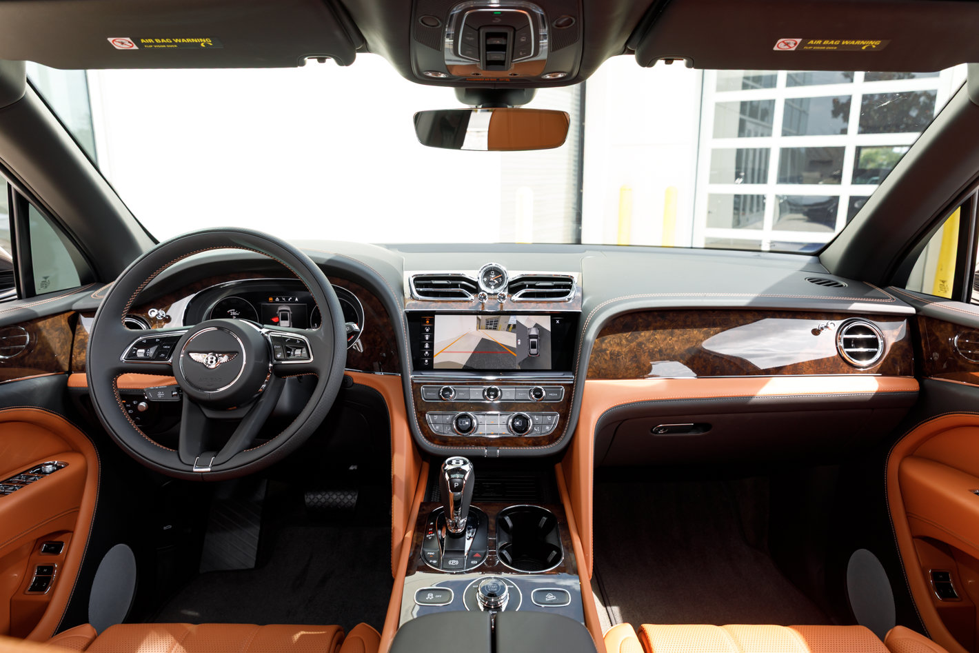 Certified 2023 Bentley Bentayga Extended Wheelbase AWD/4WD image 51