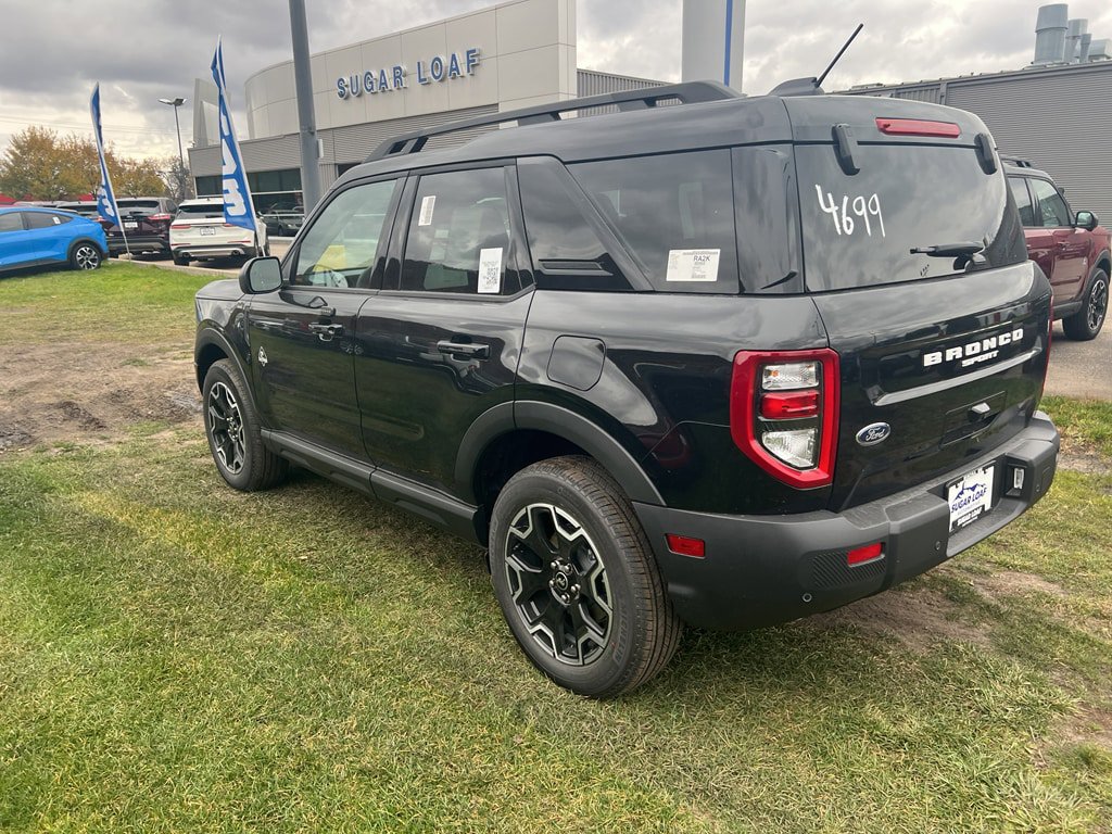 New 2025 Ford Bronco Sport Outer Banks AWD/4WD image 11