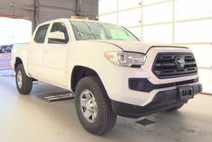 Used 2018 Toyota Tacoma SR image 1