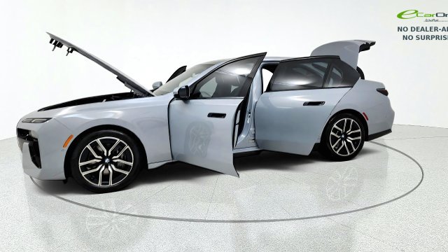 Used 2025 BMW 740i RWD image 14