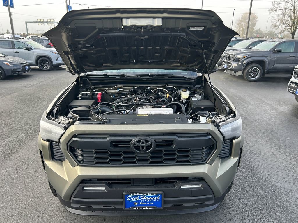 New 2026 Toyota Tacoma TRD Sport image 4
