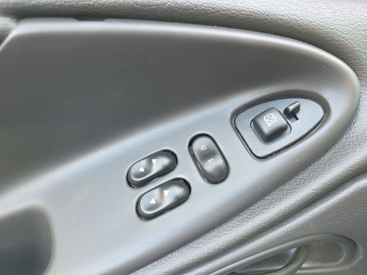 Used 2004 Ford Mustang Mach 1 image 48