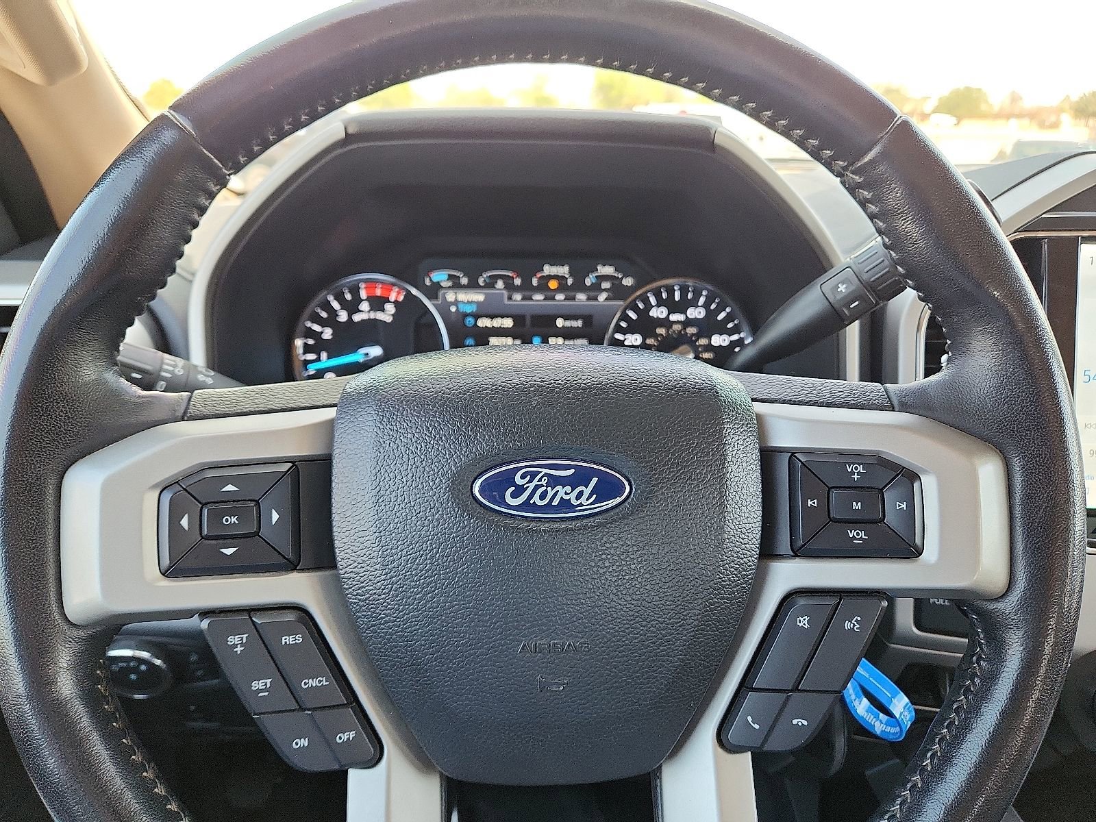 Used 2022 Ford F250 Lariat w/ Lariat Value Package AWD/4WD image 19