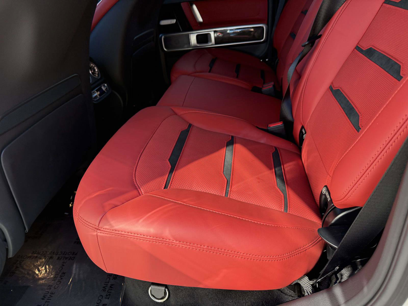 Used 2024 Mercedes-Benz G 63 AMG 4MATIC image 34