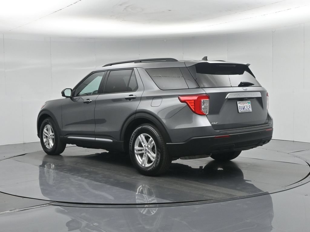 Used 2021 Ford Explorer XLT RWD image 6