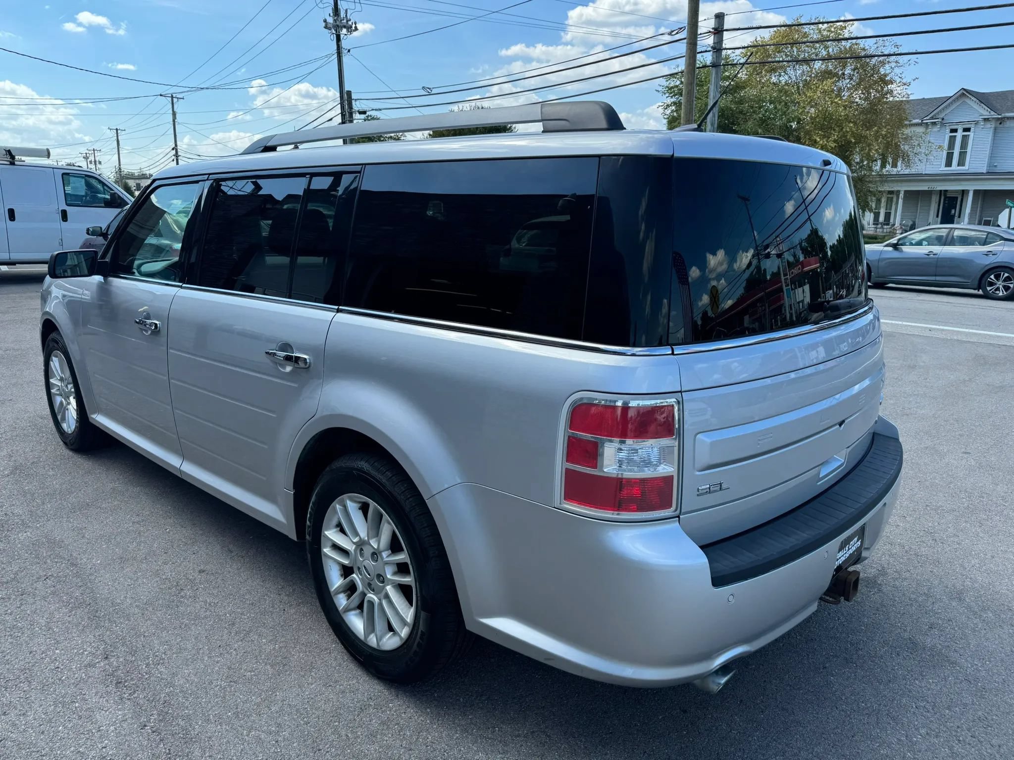 Used 2018 Ford Flex SEL w/ Equipment Group 202A AWD/4WD image 9
