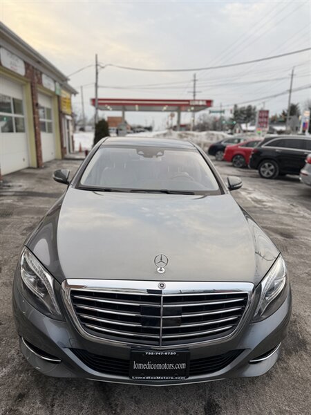 Used 2017 Mercedes-Benz S 550 S 550 4MATIC w/ Premium Package image 7