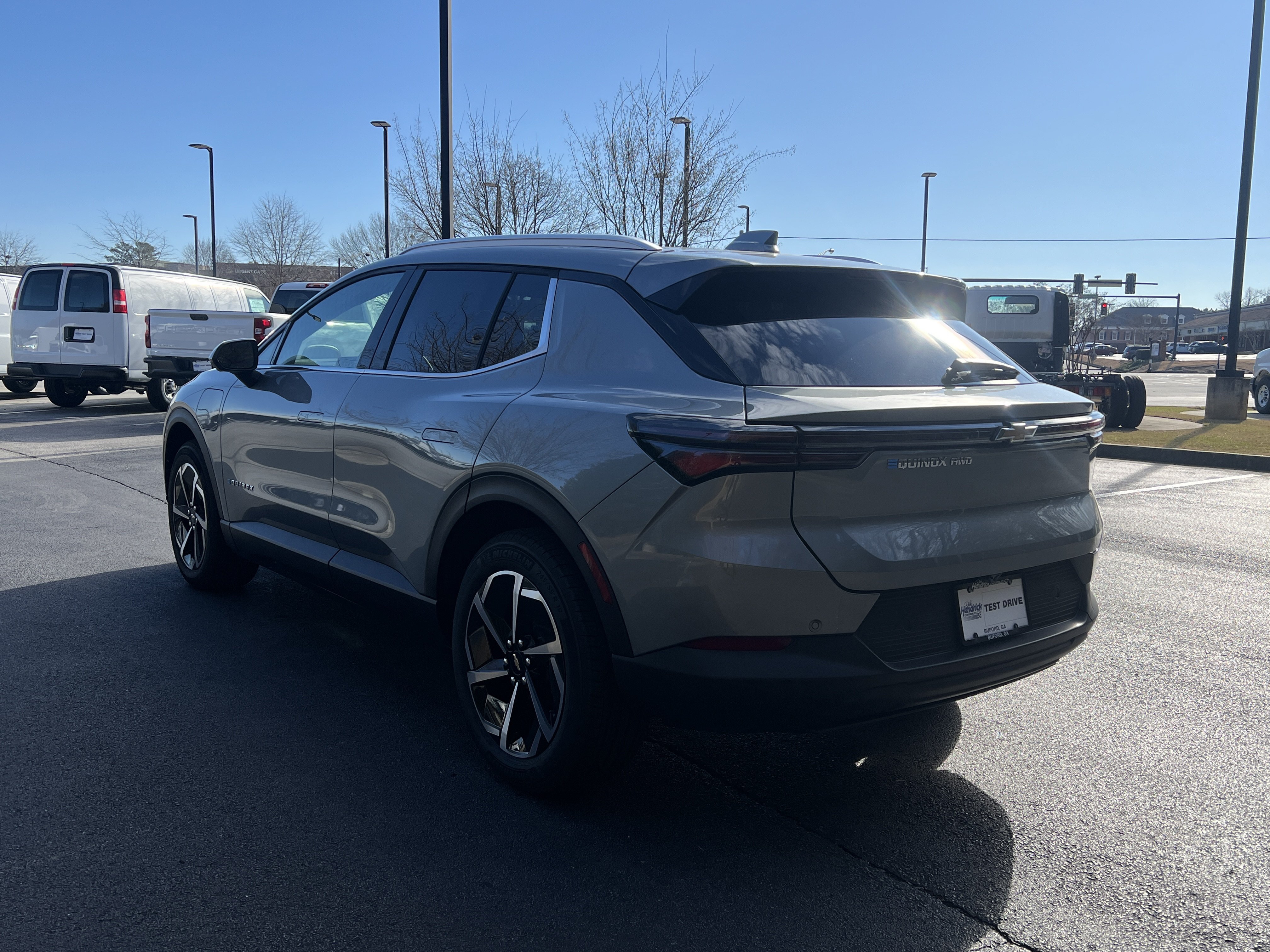 New 2026 Chevrolet Equinox EV LT AWD/4WD image 7