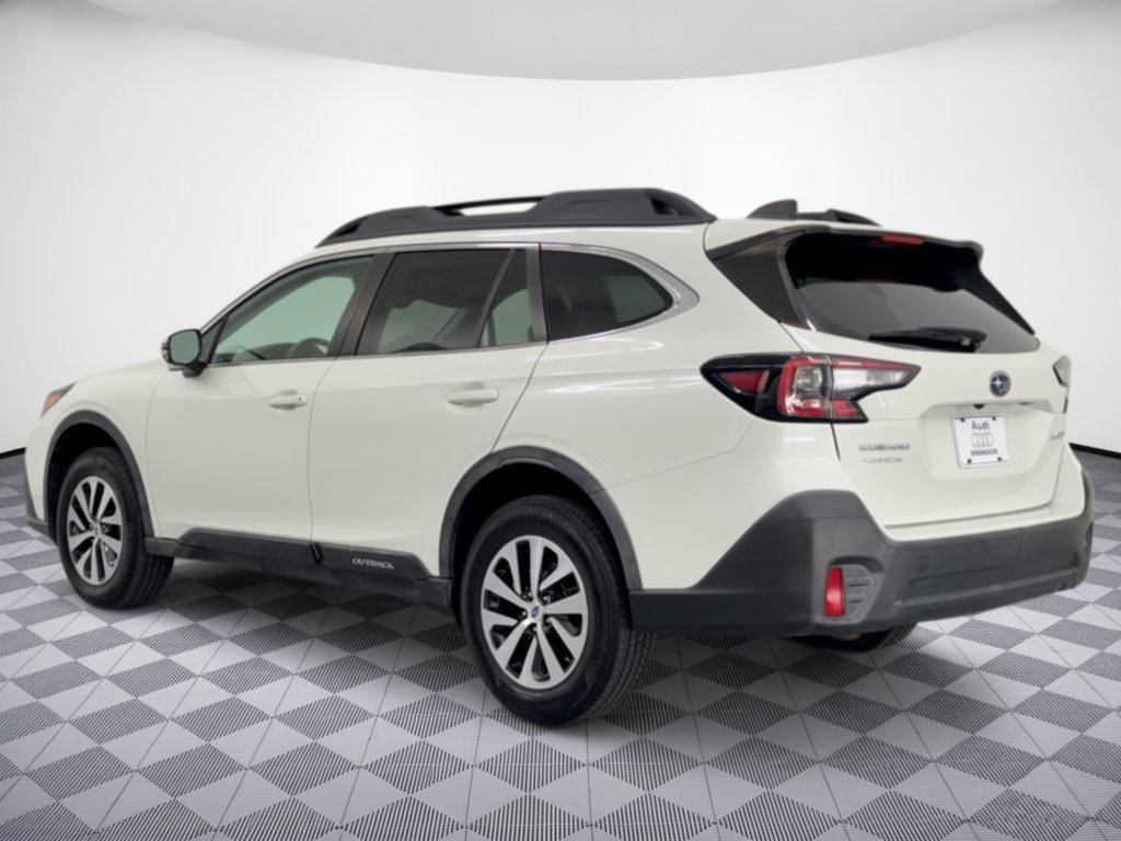 Used 2020 Subaru Outback Premium AWD/4WD image 3