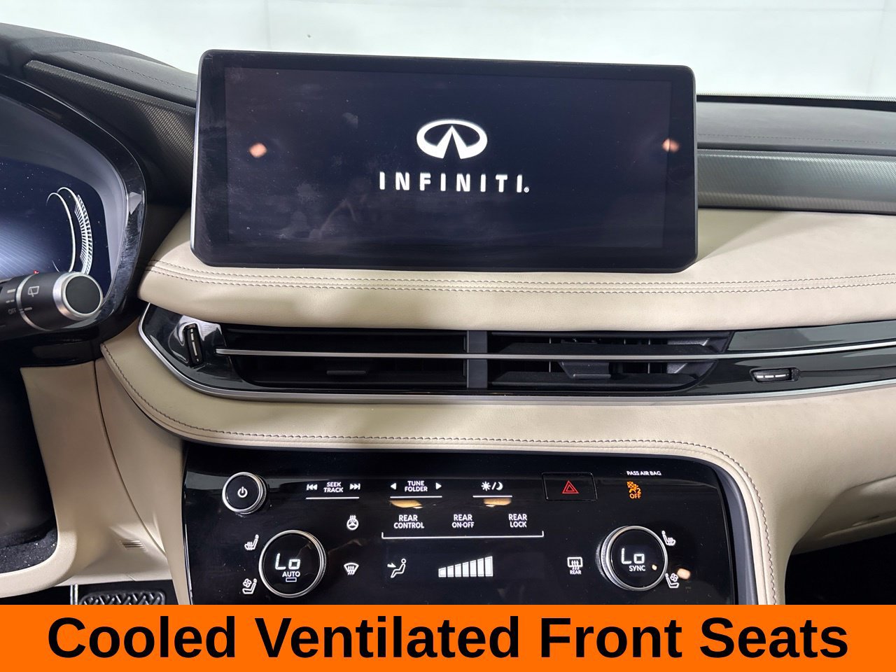 Used 2023 INFINITI QX60 Luxe w/ Cargo Package AWD/4WD image 18