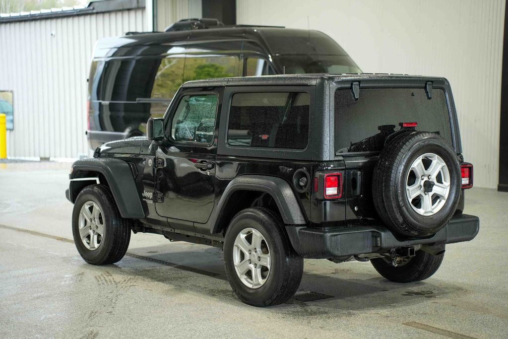 Used 2020 Jeep Wrangler Sport AWD/4WD image 7