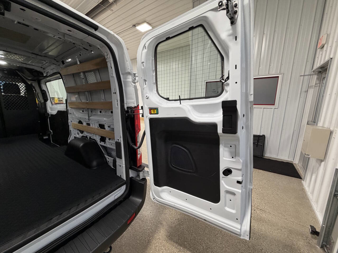 Used 2024 Ford Transit 250 Low Roof w/ Exterior Upgrade Package image 21