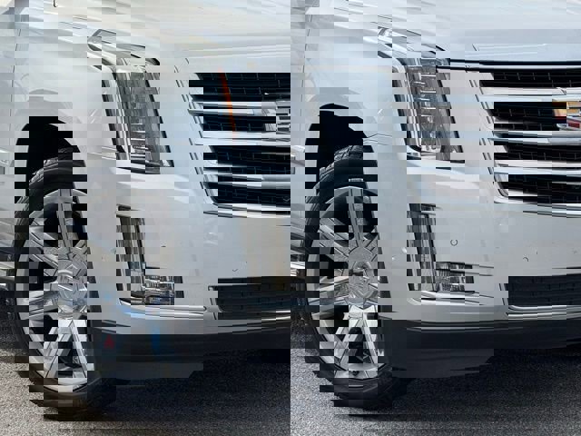 Used 2020 Cadillac Escalade Luxury image 10