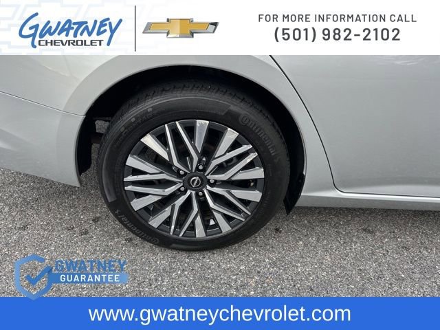 Used 2024 Nissan Altima 2.5 SV image 11