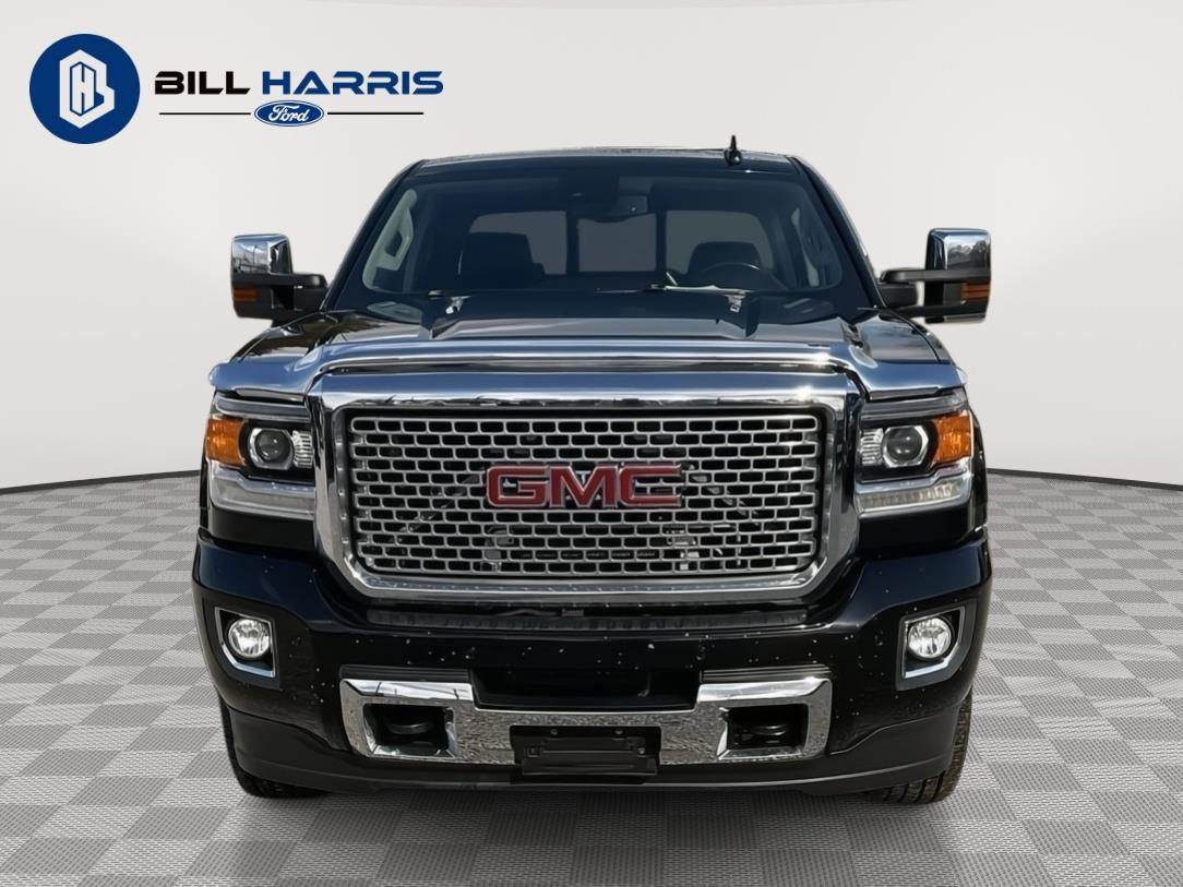 Used 2016 GMC Sierra 2500 Denali w/ Duramax Plus Package image 2