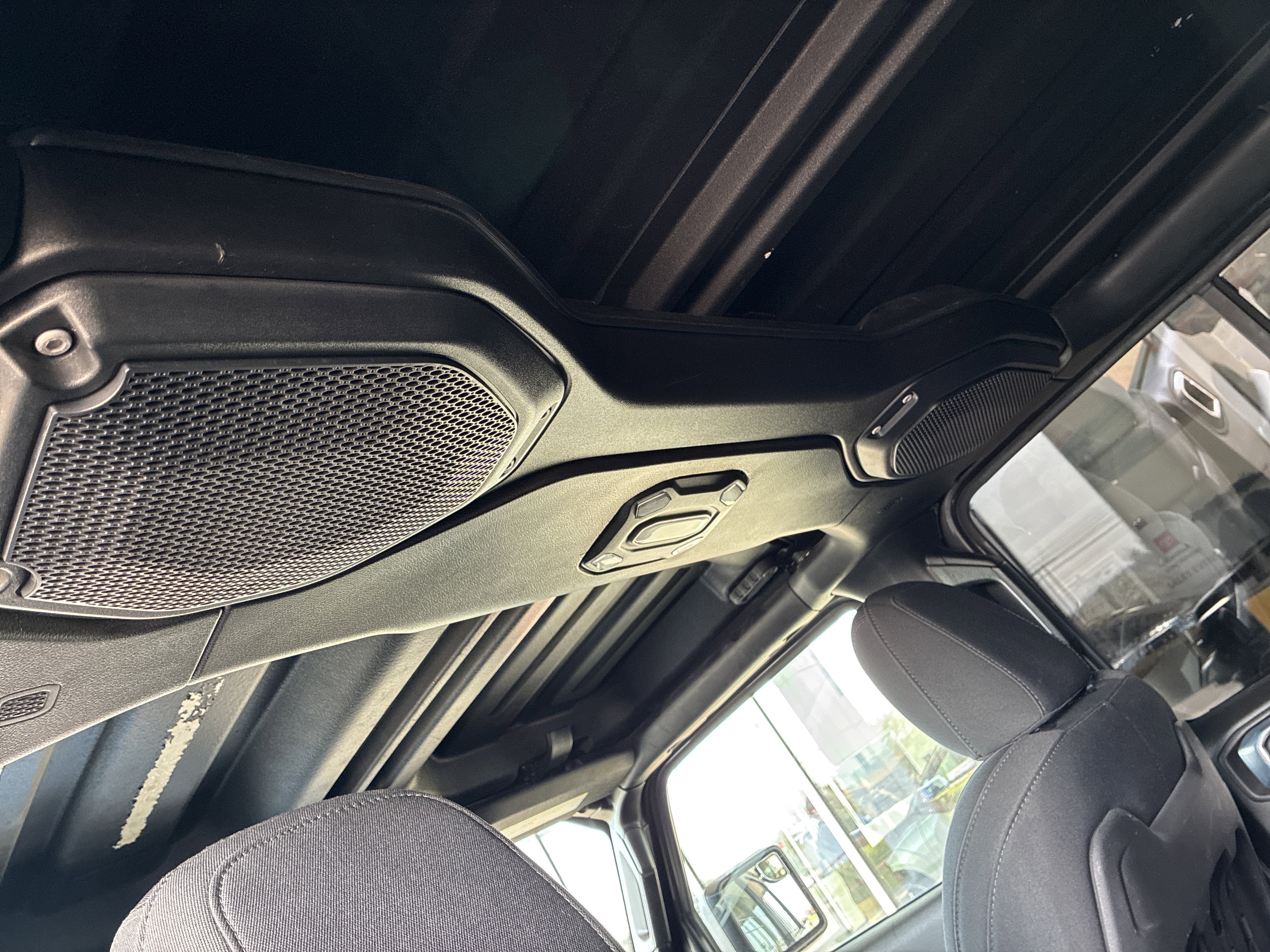 Used 2022 Jeep Gladiator Rubicon w/ Trailer Tow Package image 21