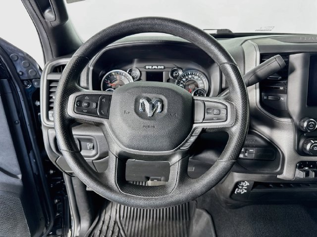 Used 2024 RAM 2500 Tradesman w/ Chrome Appearance Group AWD/4WD image 12