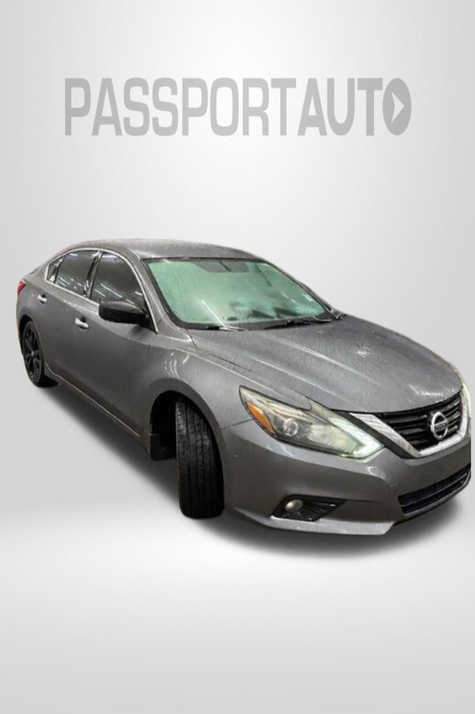 Used 2017 Nissan Altima 2.5 SR w/ Midnight Edition Package image 1