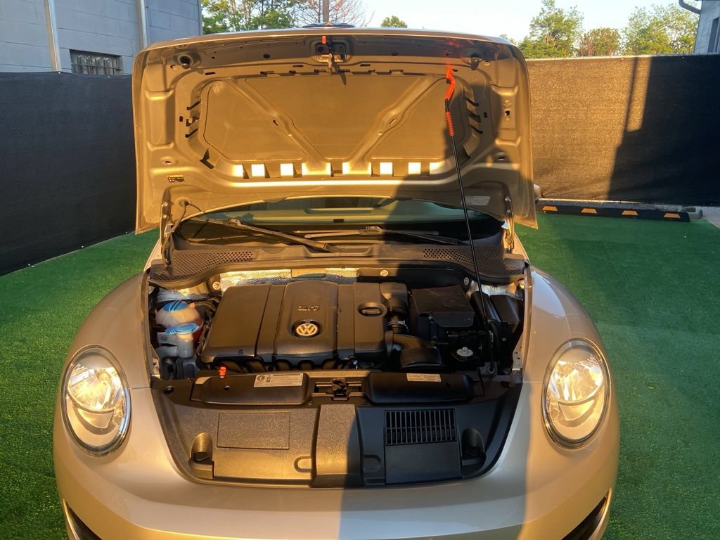 Used 2013 Volkswagen Beetle 2.5 FWD image 39