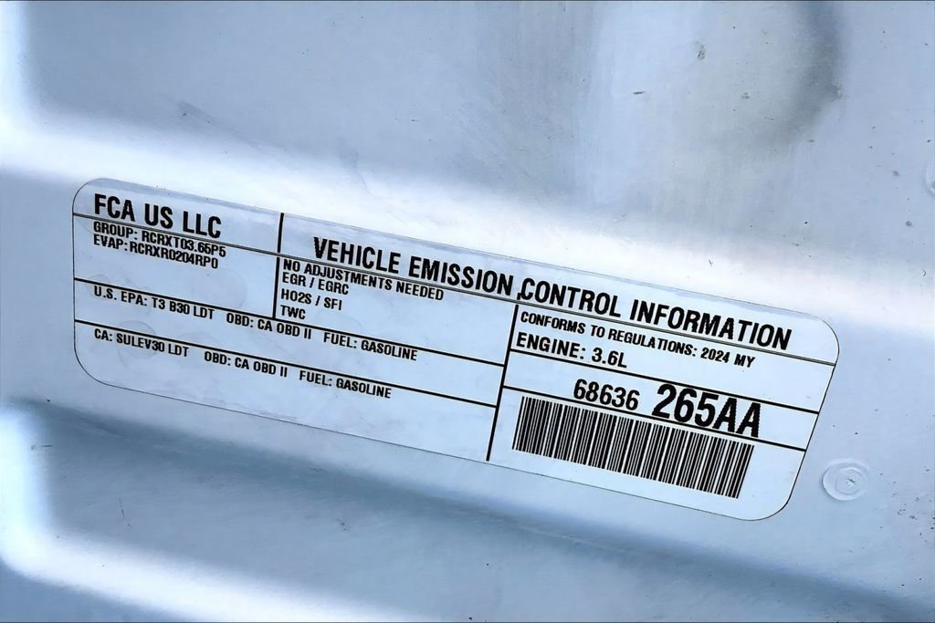 Used 2024 Jeep Grand Cherokee L Limited w/ Luxury Tech Group II AWD/4WD image 28