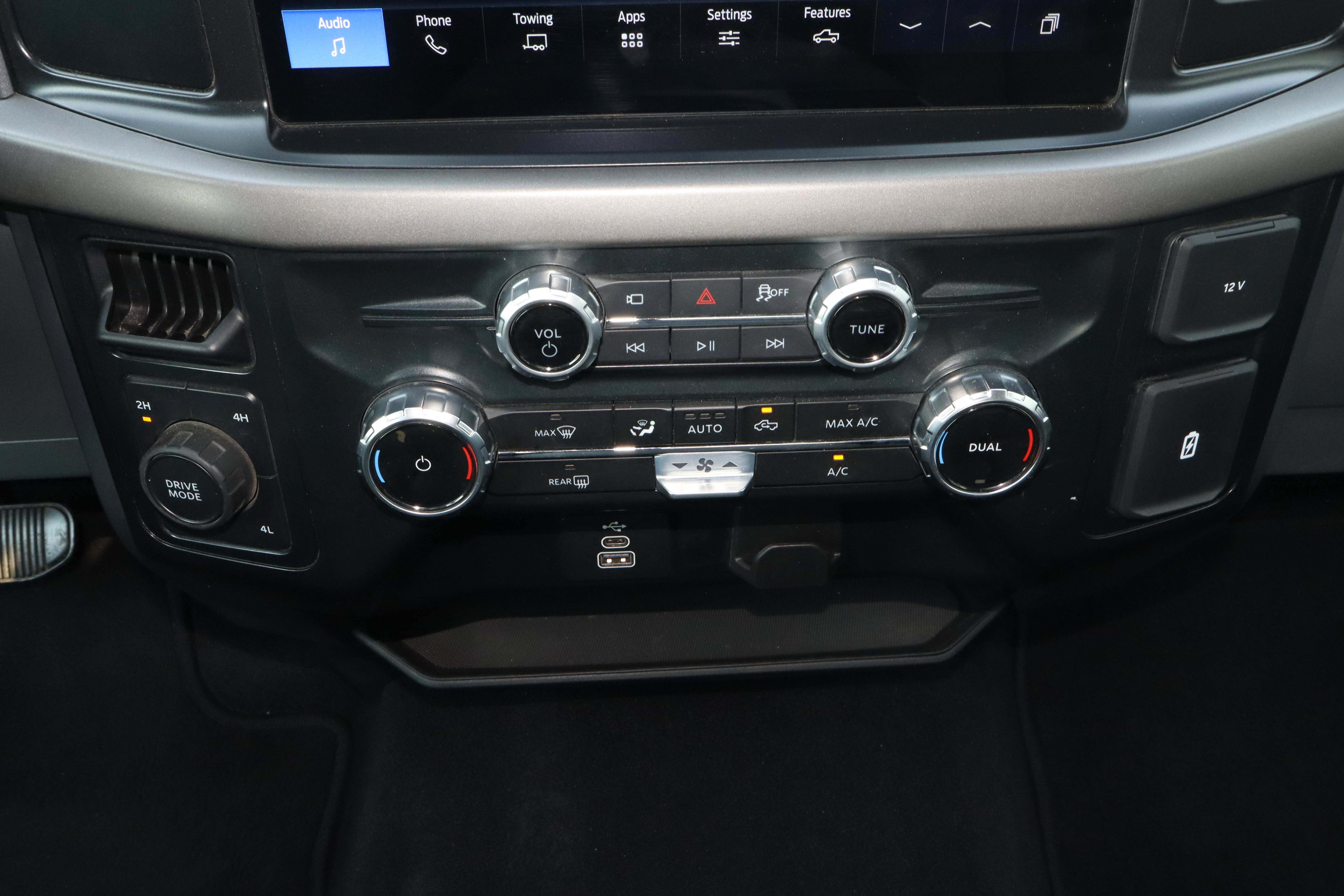 Used 2025 Ford F150 XLT w/ Equipment Group 301A Standard AWD/4WD image 11