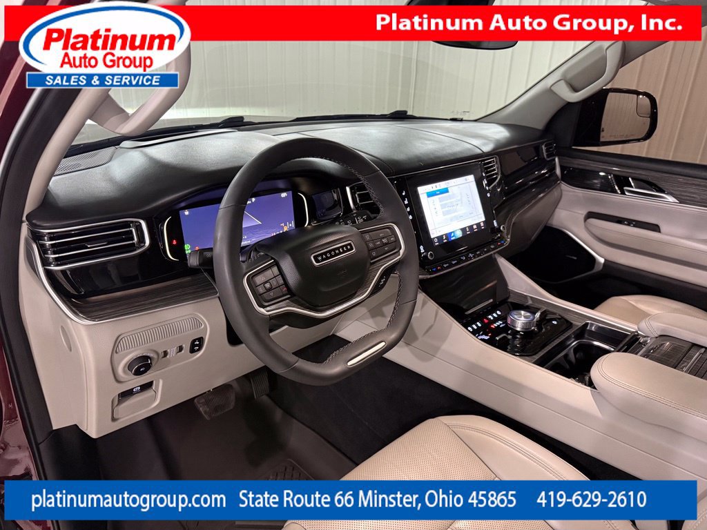 Used 2022 Jeep Wagoneer Series III AWD/4WD image 13