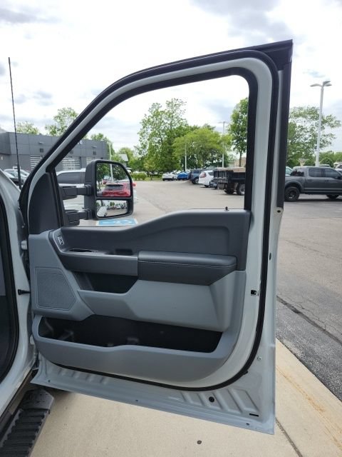 New 2026 Ford F250 XL w/ STX Appearance Package AWD/4WD image 24