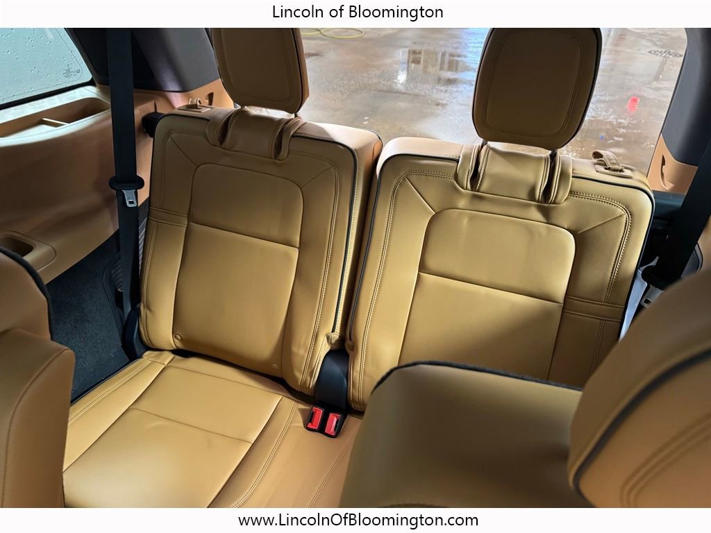 Certified 2025 Lincoln Aviator Black Label w/ Jet Appearance Package image 66