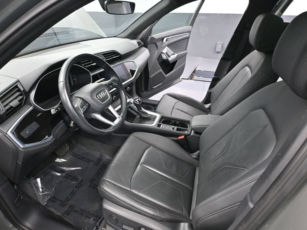 Used 2022 Audi Q3 2.0T Premium AWD/4WD image 21