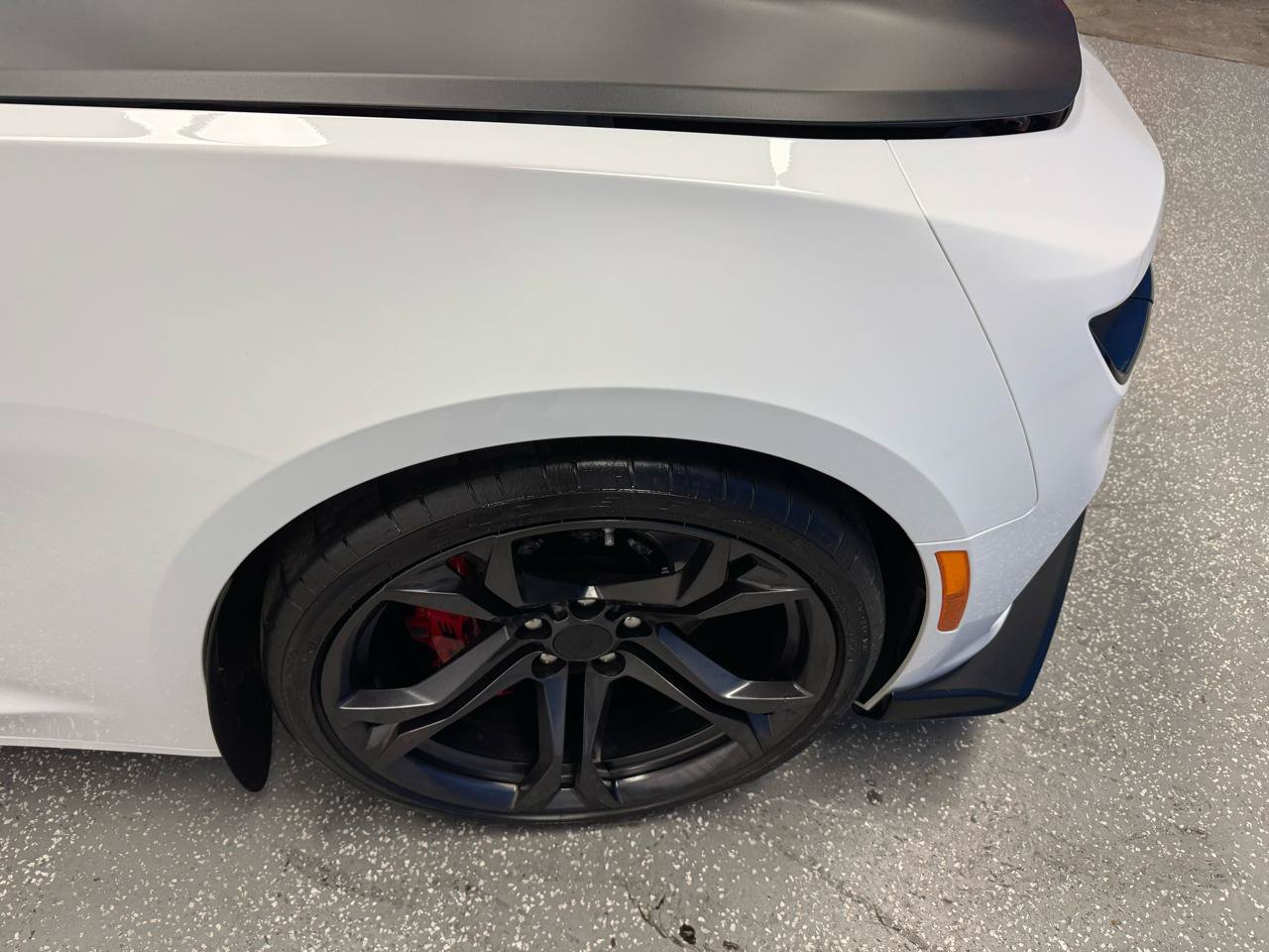 Used 2019 Chevrolet Camaro SS RWD image 28
