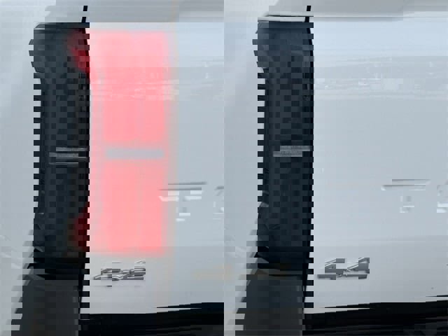 Used 2024 Toyota Tacoma SR image 6