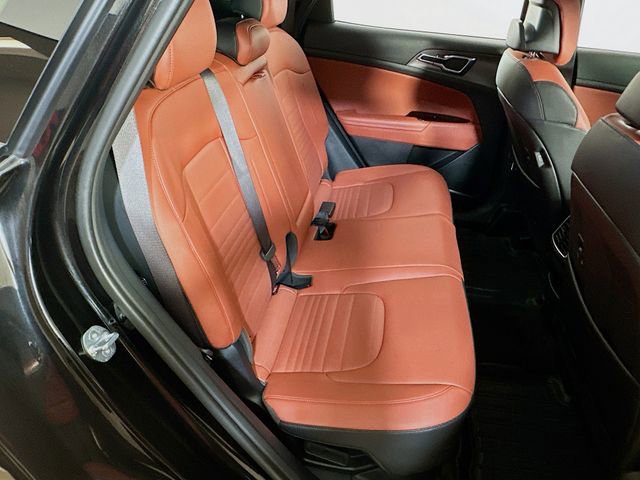 Used 2025 Kia Sportage SX Prestige image 13