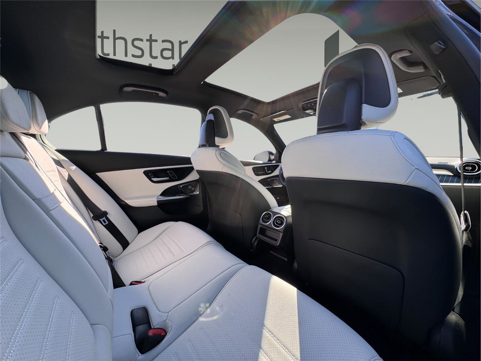 Used 2024 Mercedes-Benz C 300 4MATIC Sedan w/ Pinnacle Trim Package image 20