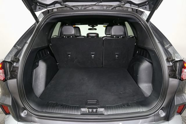 Used 2024 Ford Escape ST-Line w/ Tech Pack #1 AWD/4WD image 11