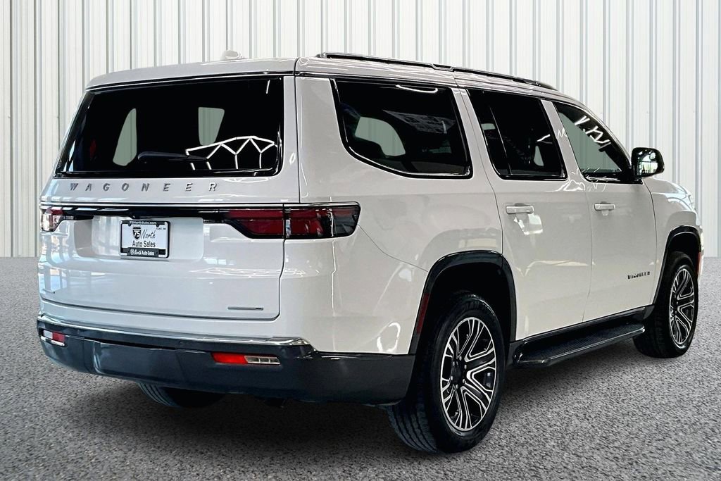 Used 2022 Jeep Wagoneer Series III w/ Flexible Seating Group AWD/4WD image 6