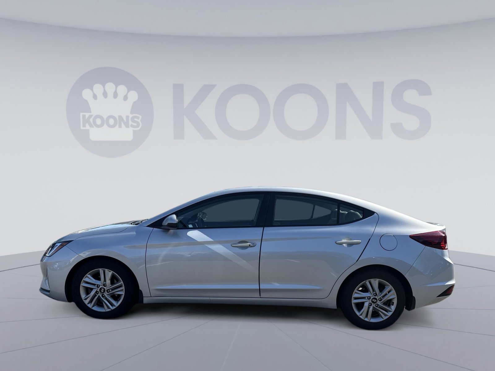 Used 2019 Hyundai Elantra Value Edition FWD image 2