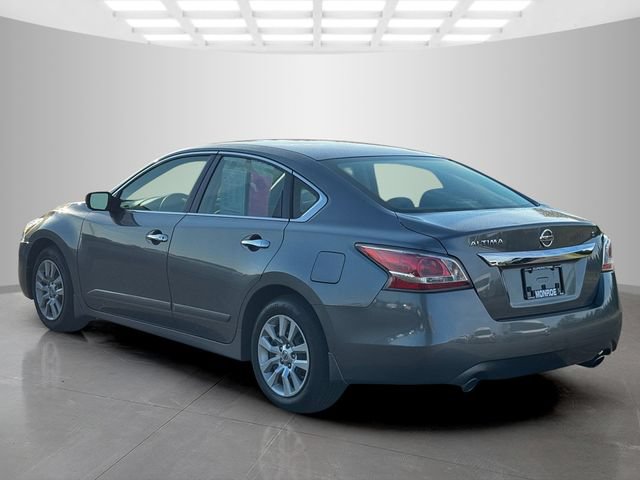 Used 2015 Nissan Altima 2.5 S w/ Power Driver Seat Package FWD image 5