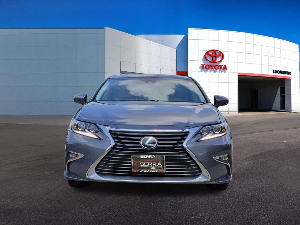 Used 2016 Lexus ES 350 w/ Luxury Package w/Wood Trim FWD image 4
