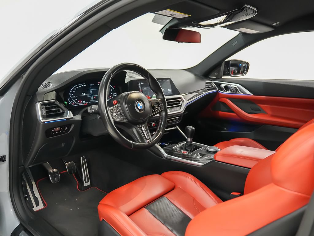 Used 2022 BMW M4 Coupe w/ M Carbon Exterior Package RWD image 4