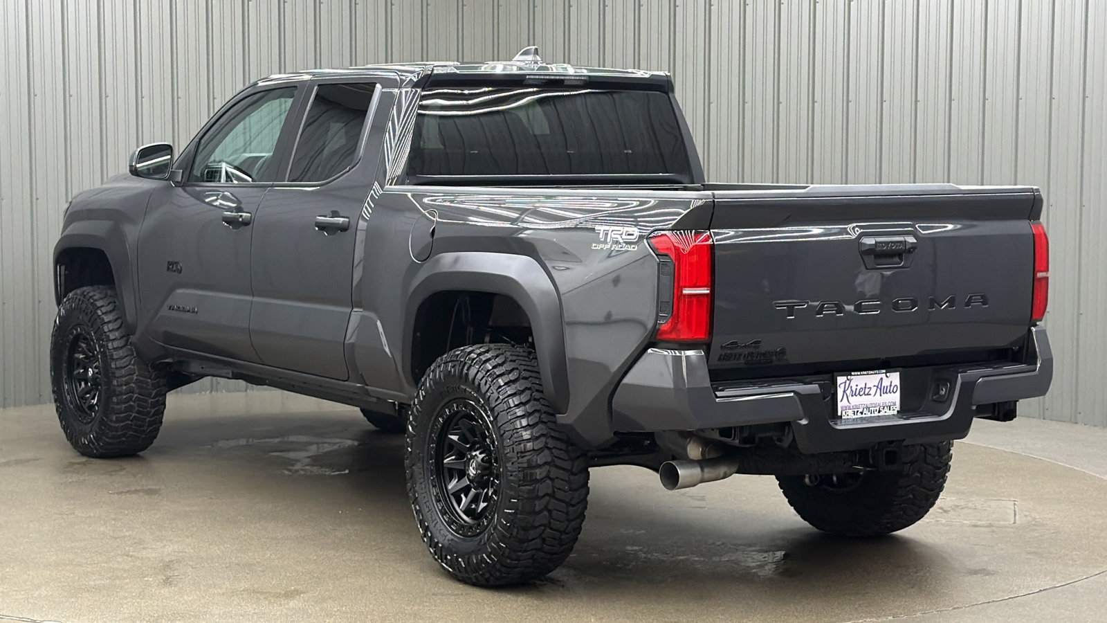 Used 2026 Toyota Tacoma TRD Off-Road AWD/4WD image 3