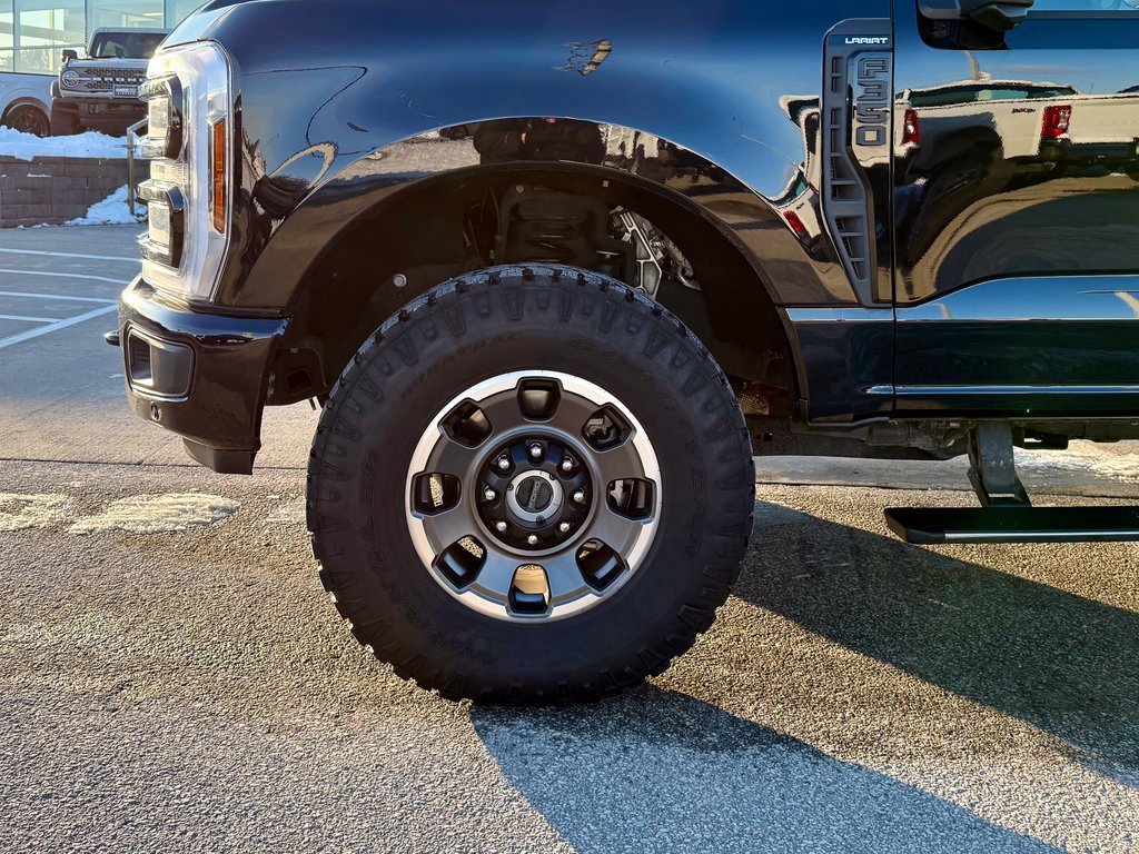Certified 2024 Ford F350 Lariat w/ Lariat Ultimate Package image 32
