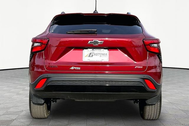 Used 2025 Chevrolet Trax RS w/ Driver Confidence Package image 6