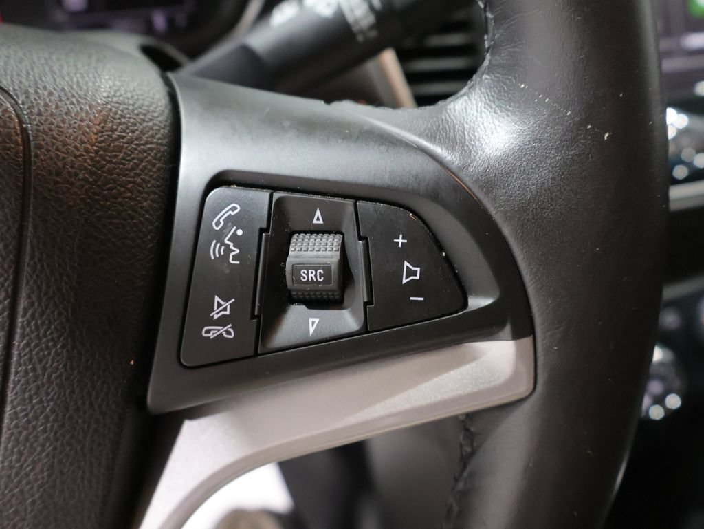 Used 2018 Chevrolet Trax LT w/ LT Convenience Package AWD/4WD image 33
