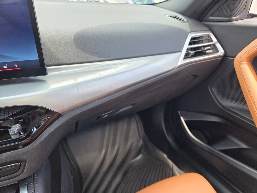 Used 2025 BMW 230i Coupe w/ M Sport Package RWD image 27