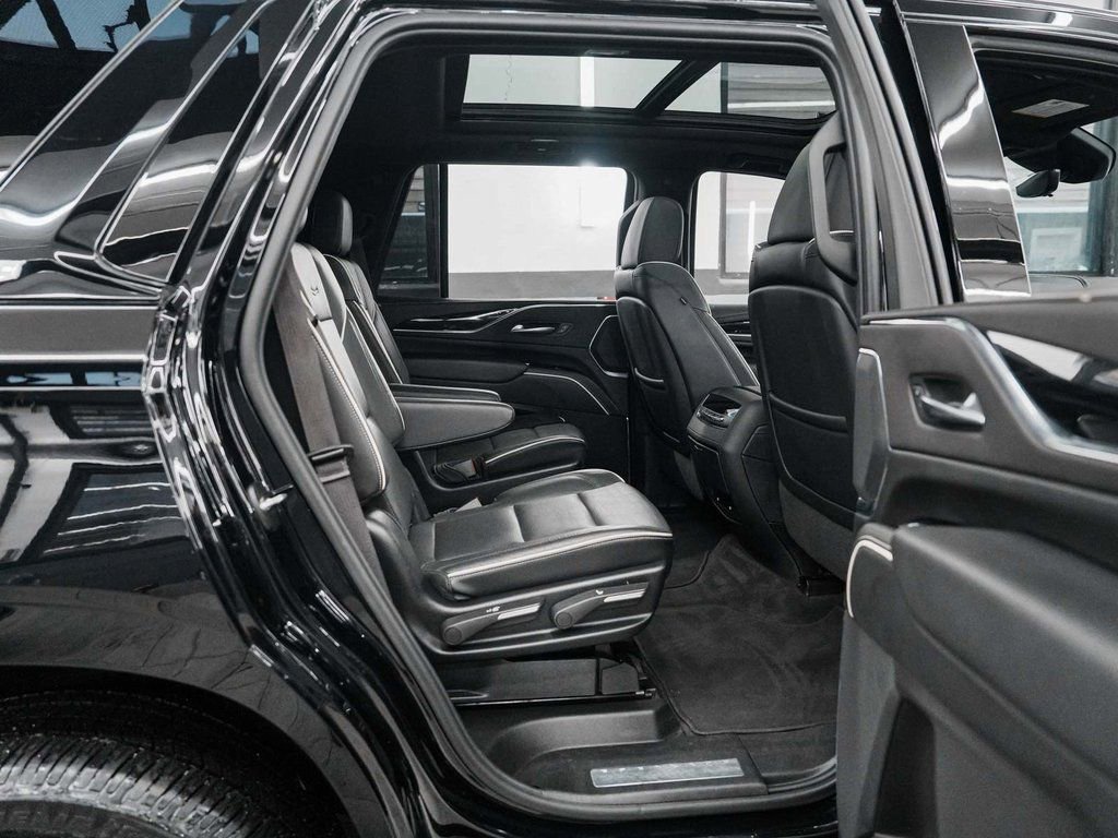 Used 2024 Cadillac Escalade Sport image 33